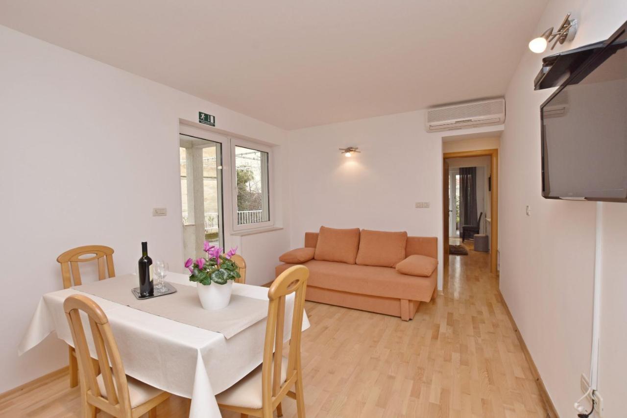 Apartment Mate Omis Exterior photo
